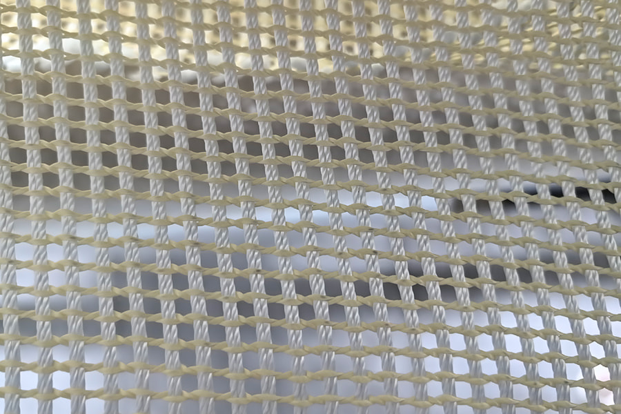 Cuộn vải lưới gia cố aramid cường độ cao – dành cho vật liệu cơ bản composite
