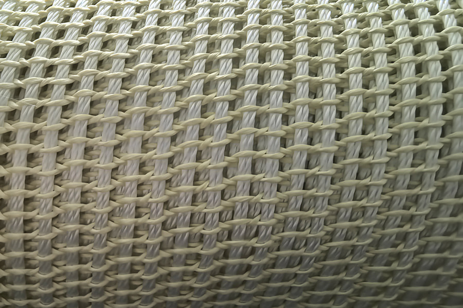 Cuộn vải lưới gia cố aramid cường độ cao – dành cho vật liệu cơ bản composite